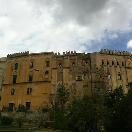 Couette-café L'arabo E Il Normanno Palerme