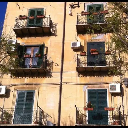 L'arabo E Il Normanno Bed & Breakfast