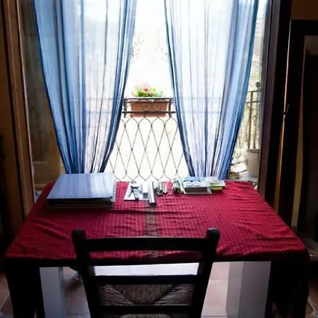 L'arabo E Il Normanno Bed & Breakfast 3*