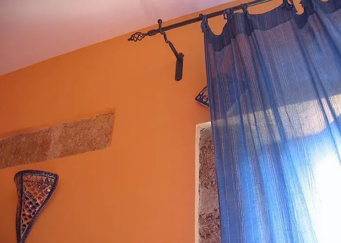 Nocleg ze śniadaniem L'arabo E Il Normanno