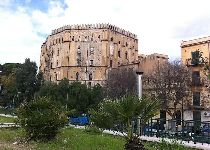 Nocleg ze śniadaniem L'arabo E Il Normanno 3*